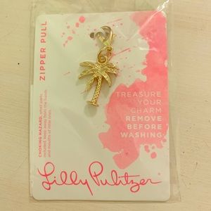 NWT 🌴 zipper pull